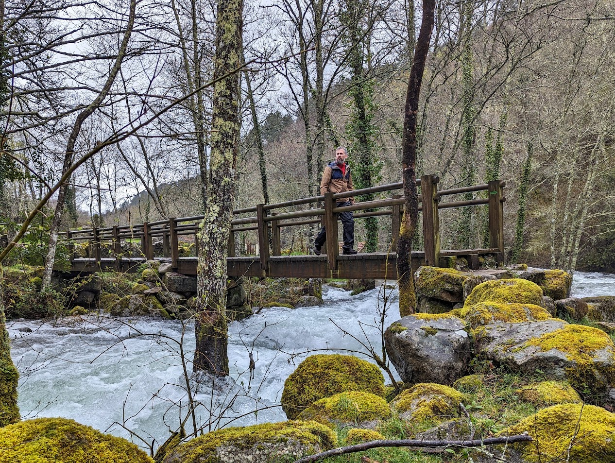 Vale do Rio Bestança - Foto 4